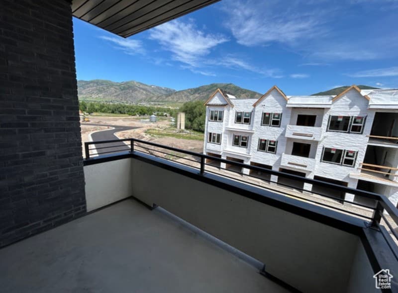 Logan Condo: 3115 S 200 W