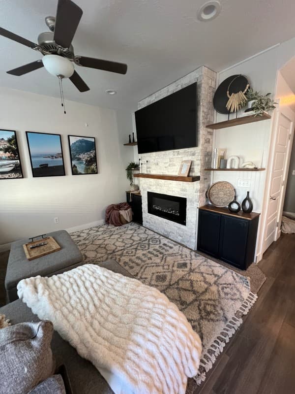 Eagle Mountain Townhome: 7568 N Hutch Ln
