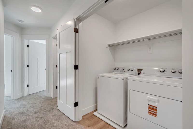 Saratoga Springs Townhome: 2698 N Blue Dawn Ln