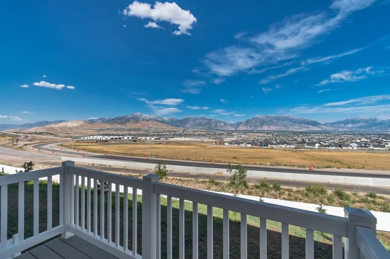 Saratoga Springs Townhome: 2698 N Blue Dawn Ln