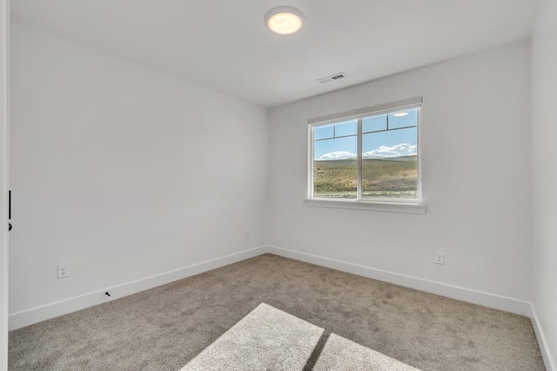 Saratoga Springs Townhome: 2698 N Blue Dawn Ln