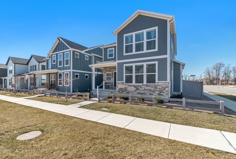 Layton House: 892 N 2175 W
