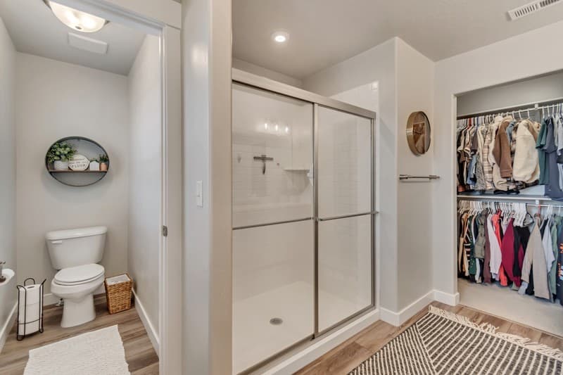 Layton House: 892 N 2175 W