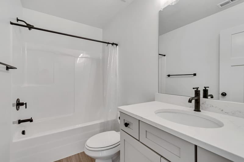 Saratoga Springs Townhome: 2698 N Blue Dawn Ln