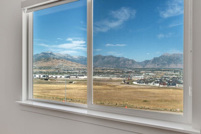 Saratoga Springs Townhome: 2698 N Blue Dawn Ln