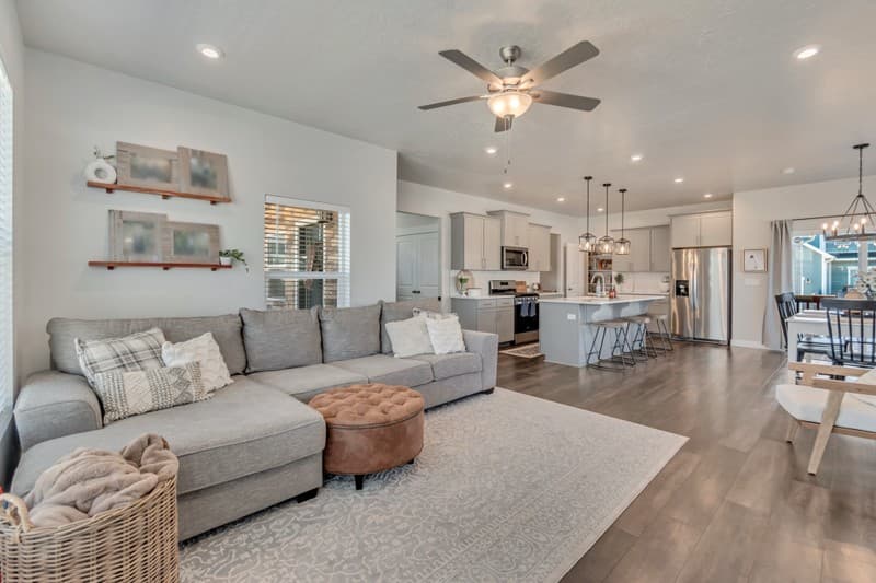 Layton House: 892 N 2175 W