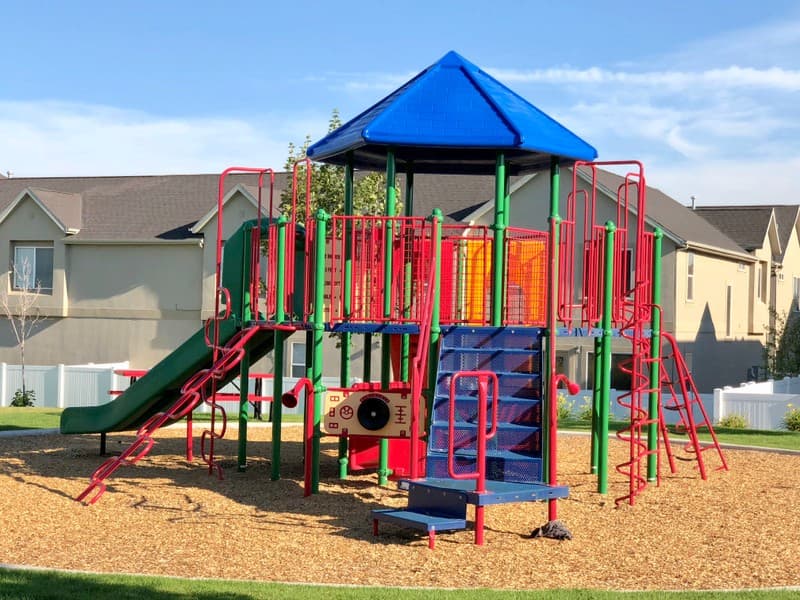 South Jordan Townhome: 10828 S Wynview Ln