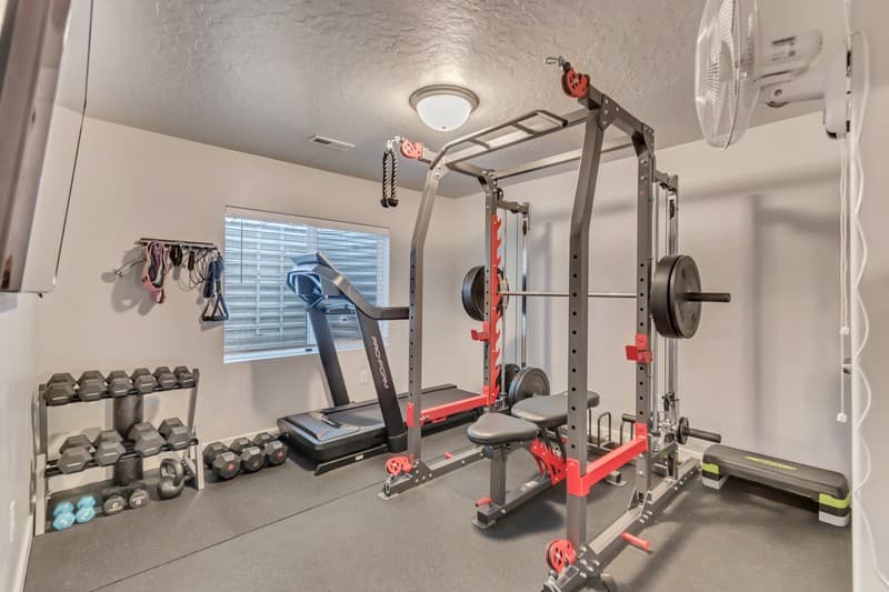 Layton House: 892 N 2175 W