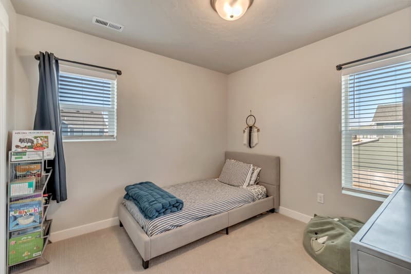 Layton House: 892 N 2175 W