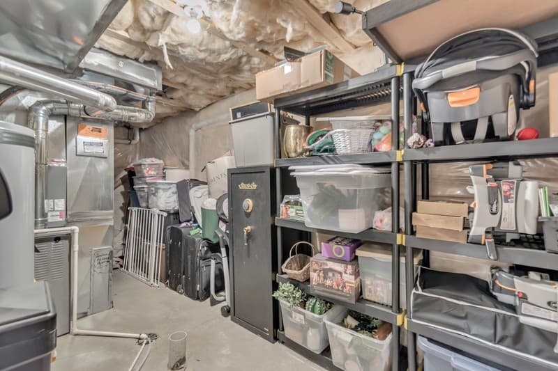 Layton House: 892 N 2175 W