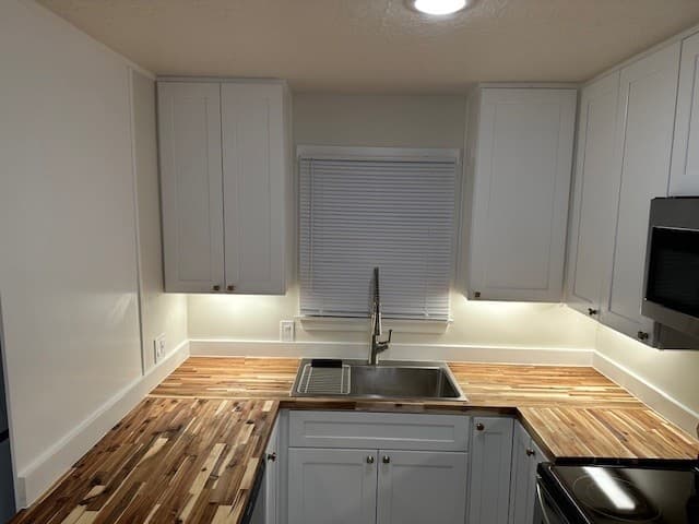 Taylorsville House: 6314 S 2200 W