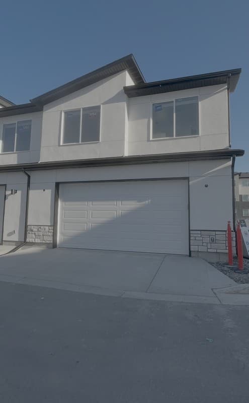 Providence Townhome: 460 W 25 N