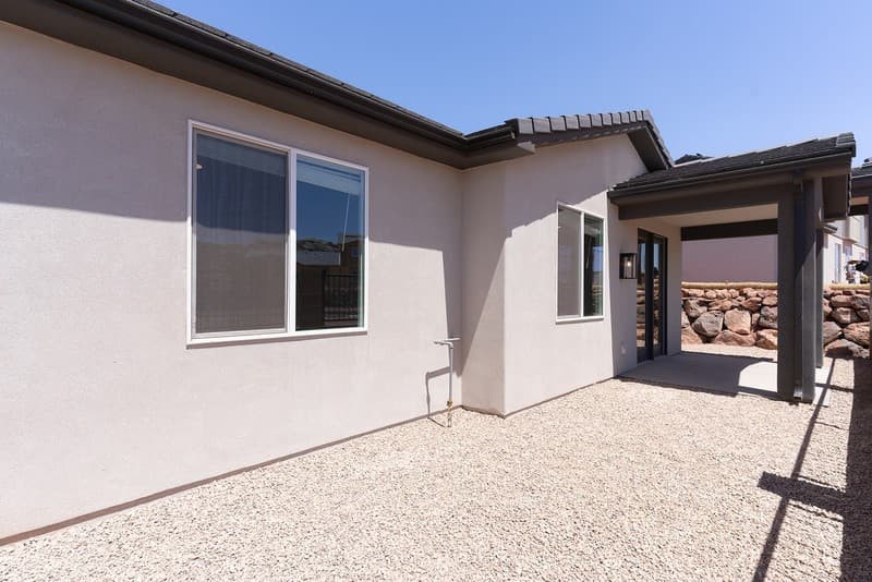 Washington Townhome: 3930 E Razor Dr