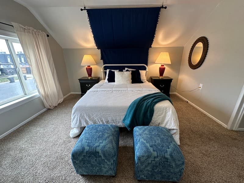 Provo House: 891 E 400 S