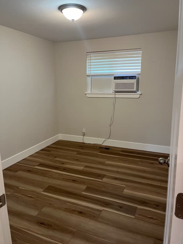 Salt Lake City Apartment: 422 E Emerson Ave