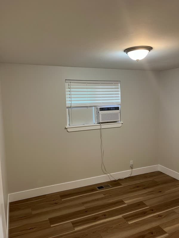Salt Lake City Apartment: 422 E Emerson Ave
