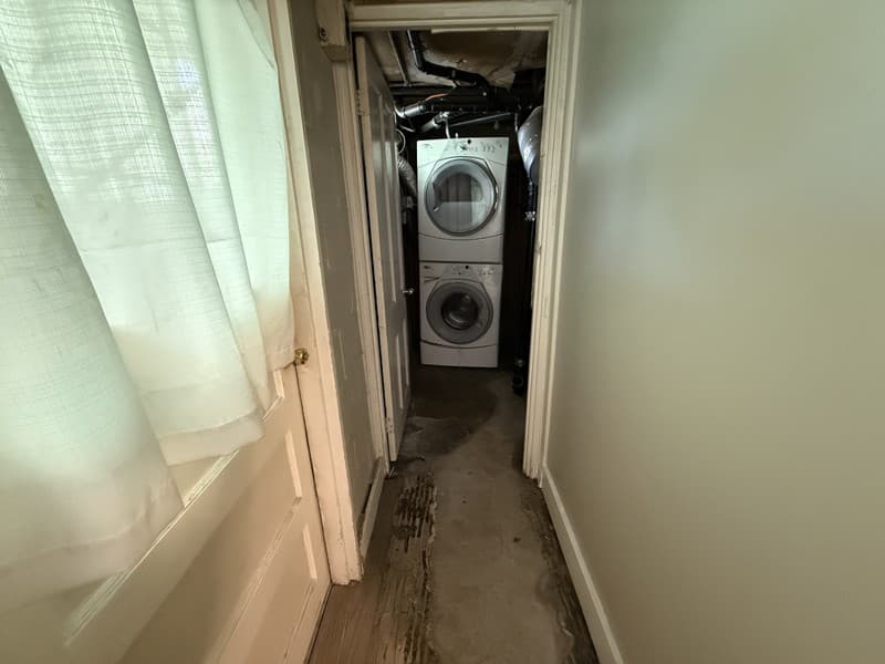 Provo House: 893 E 400 S