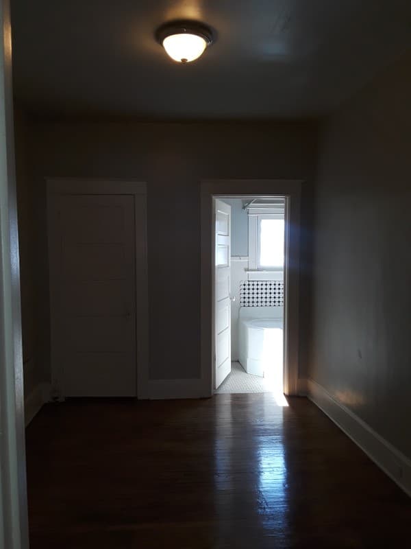 Salt Lake City Apartment: 880 E 100 S