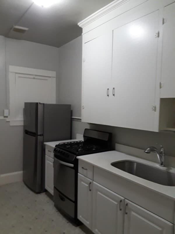 Salt Lake City Apartment: 880 E 100 S