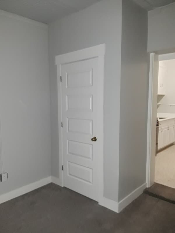 Salt Lake City Apartment: 880 E 100 S