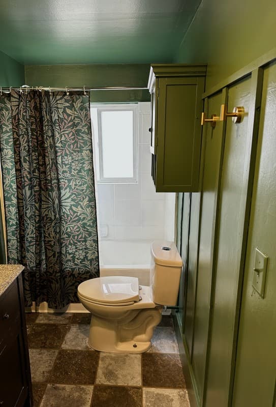 Provo House: 891 E 400 S