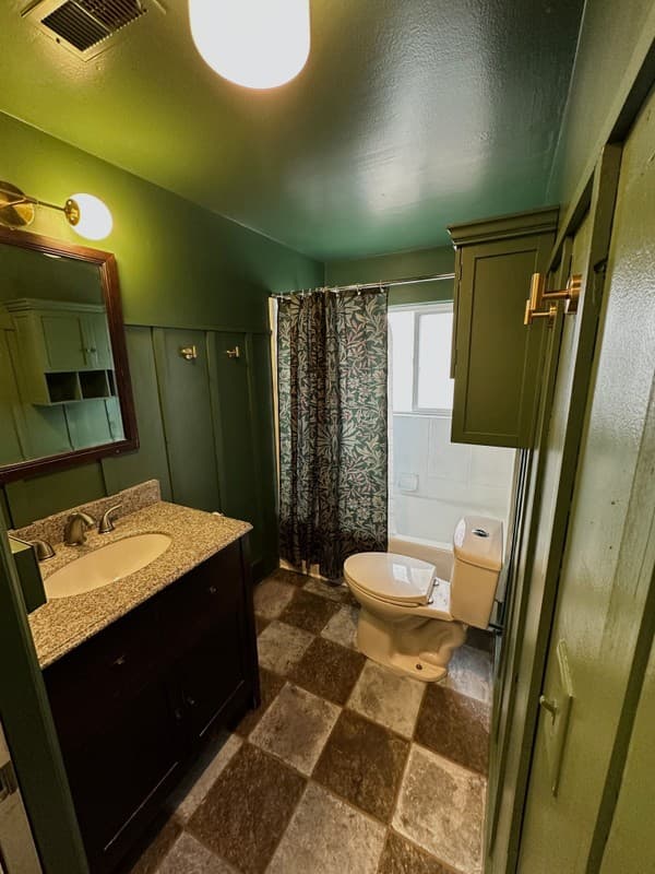 Provo House: 891 E 400 S