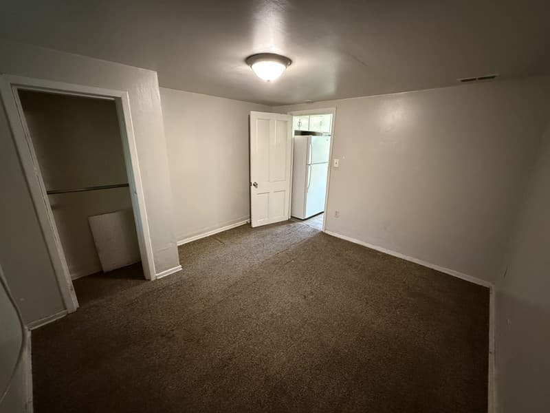 Provo House: 893 E 400 S