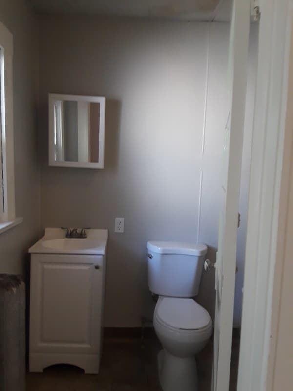 Salt Lake City Apartment: 880 E 100 S