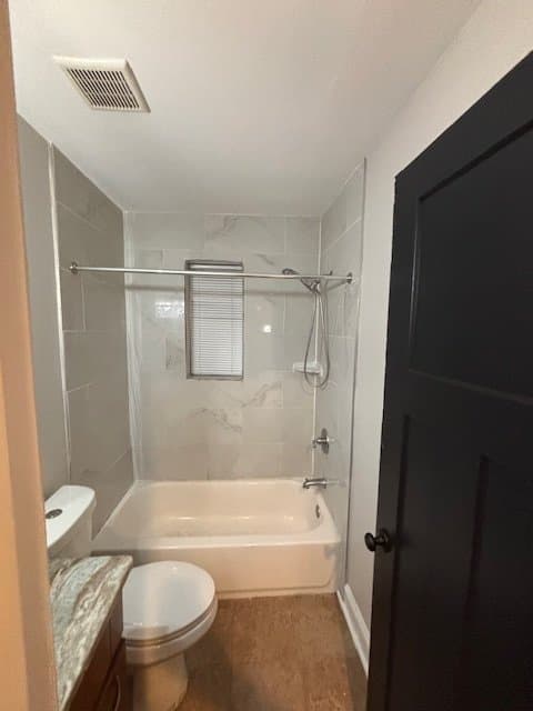 Washington Apartment: 846 48th St NE