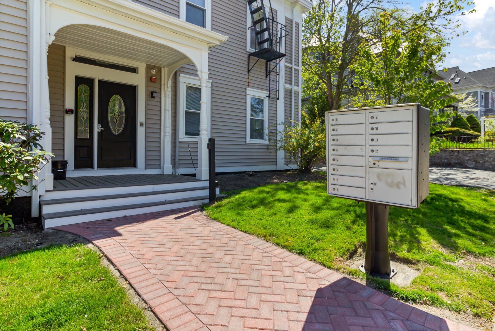 Providence Apartment: 169 Waterman Street