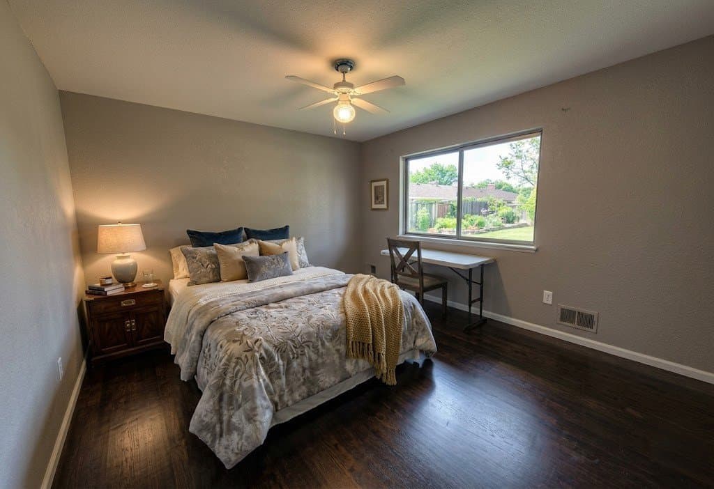 Bloomfield Hills Condo: 42522 Woodward Ave