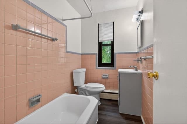 Trenton Apartment: 1 Bruce Park Dr #B2
