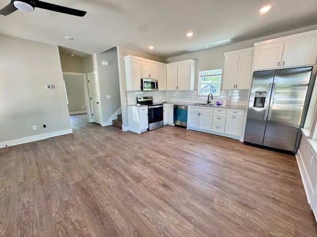 Fayetteville House: 1411 #2 S Washington Ave