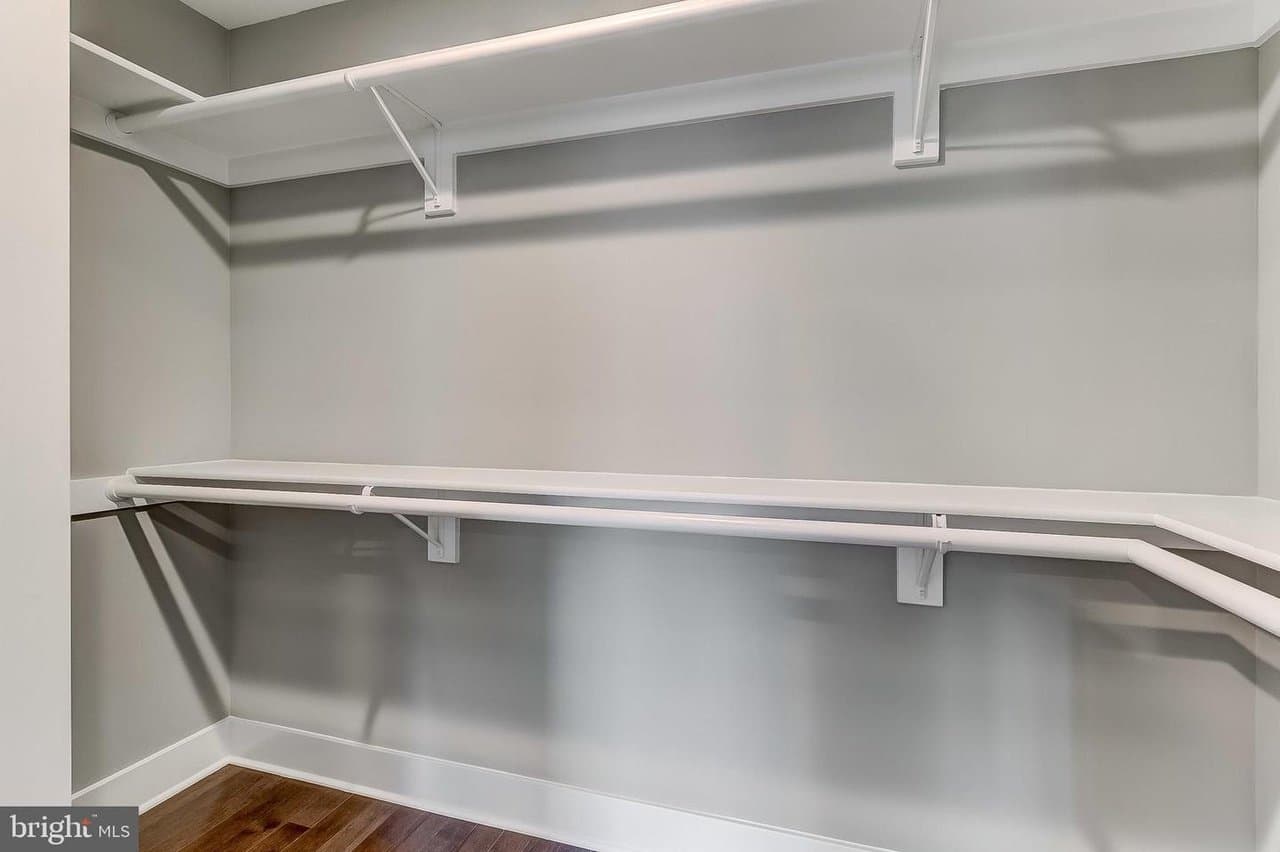 Baltimore Townhome: 3405 - UL Front of House Room