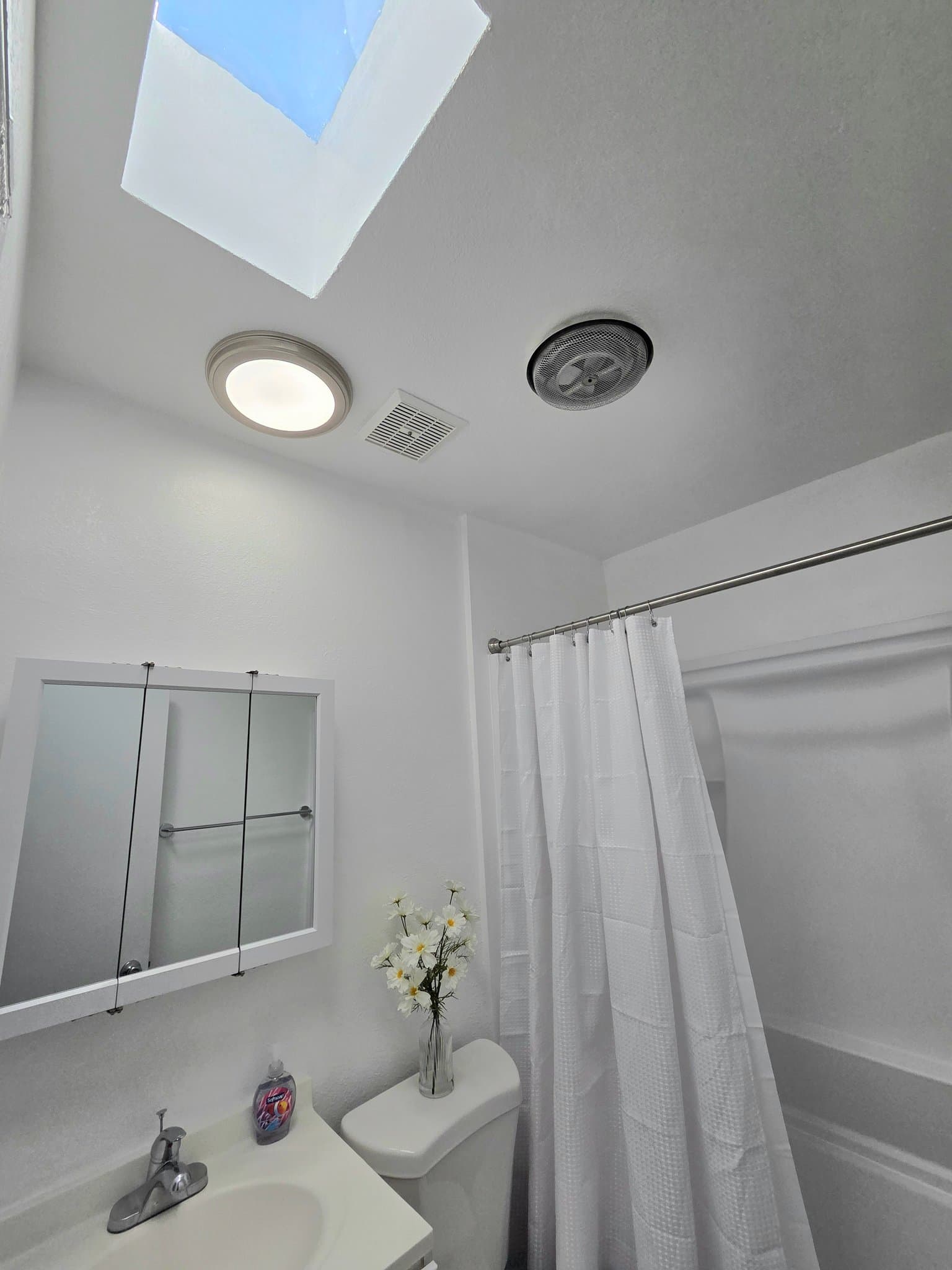 Culver City Apartment: 4733 S SLAUSON AVE