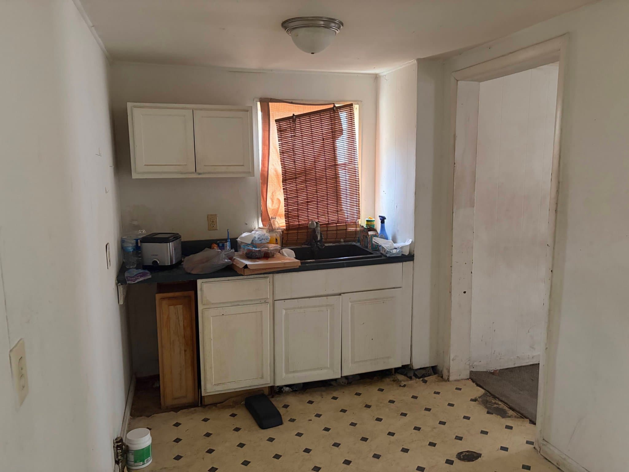 Peoria House: 1829 S Stanley St