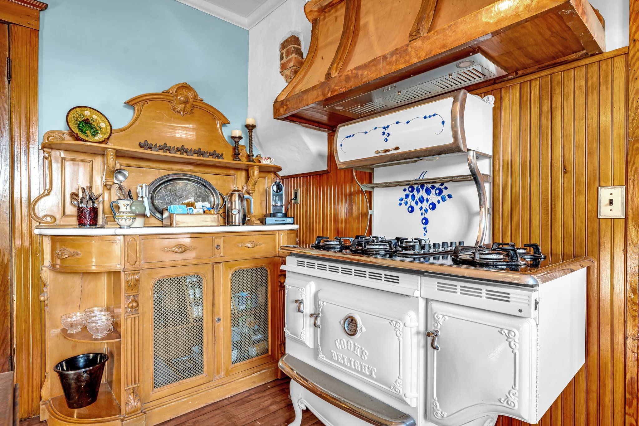 Detroit House: 2313 17TH STREET