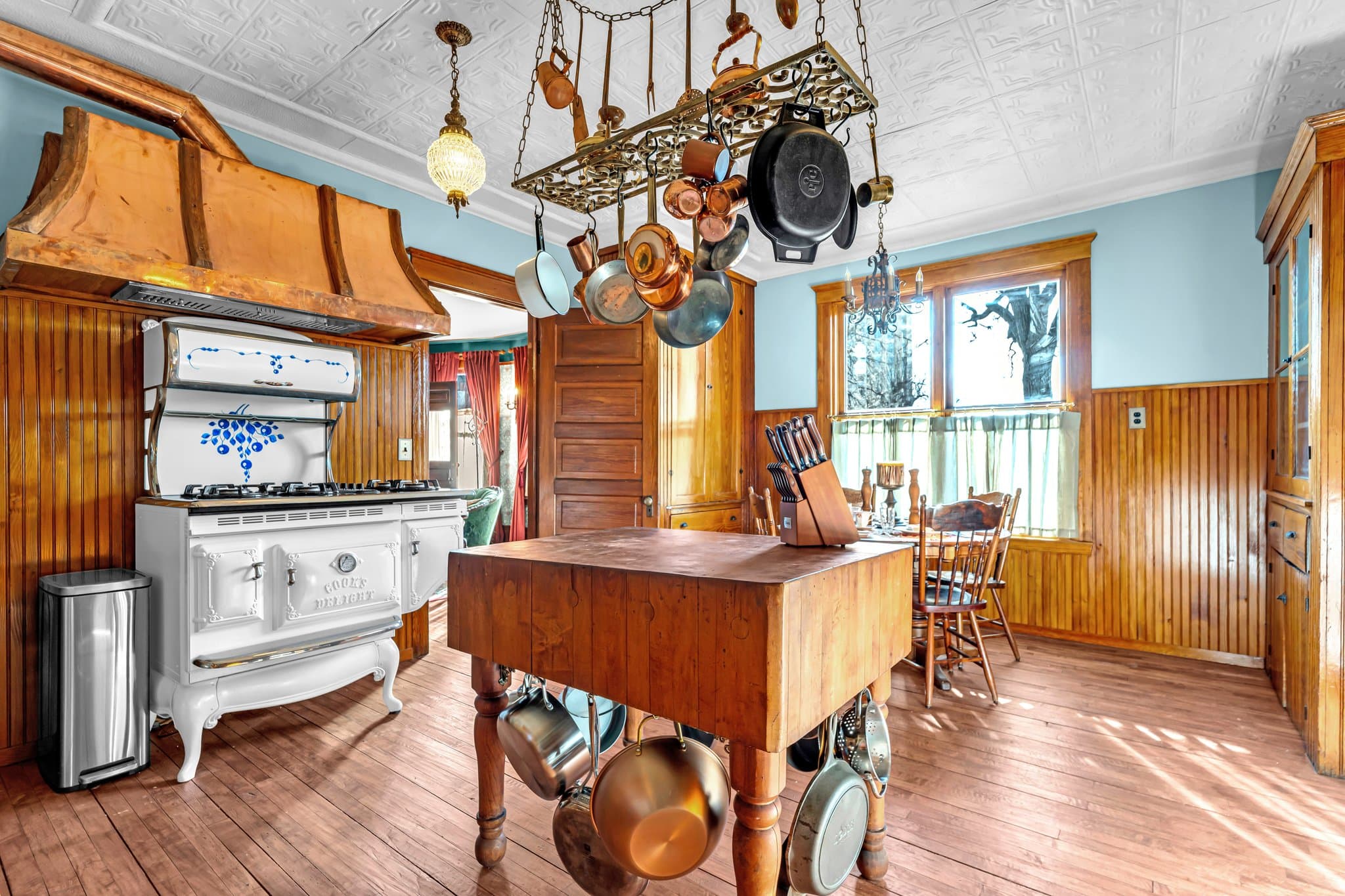 Detroit House: 2313 17TH STREET