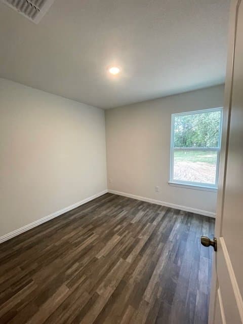 Waco House: 1114B Chestnut