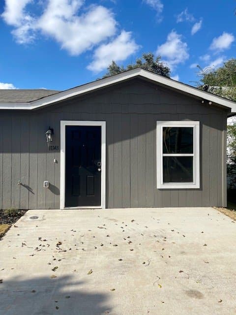 Waco House: 1114B Chestnut