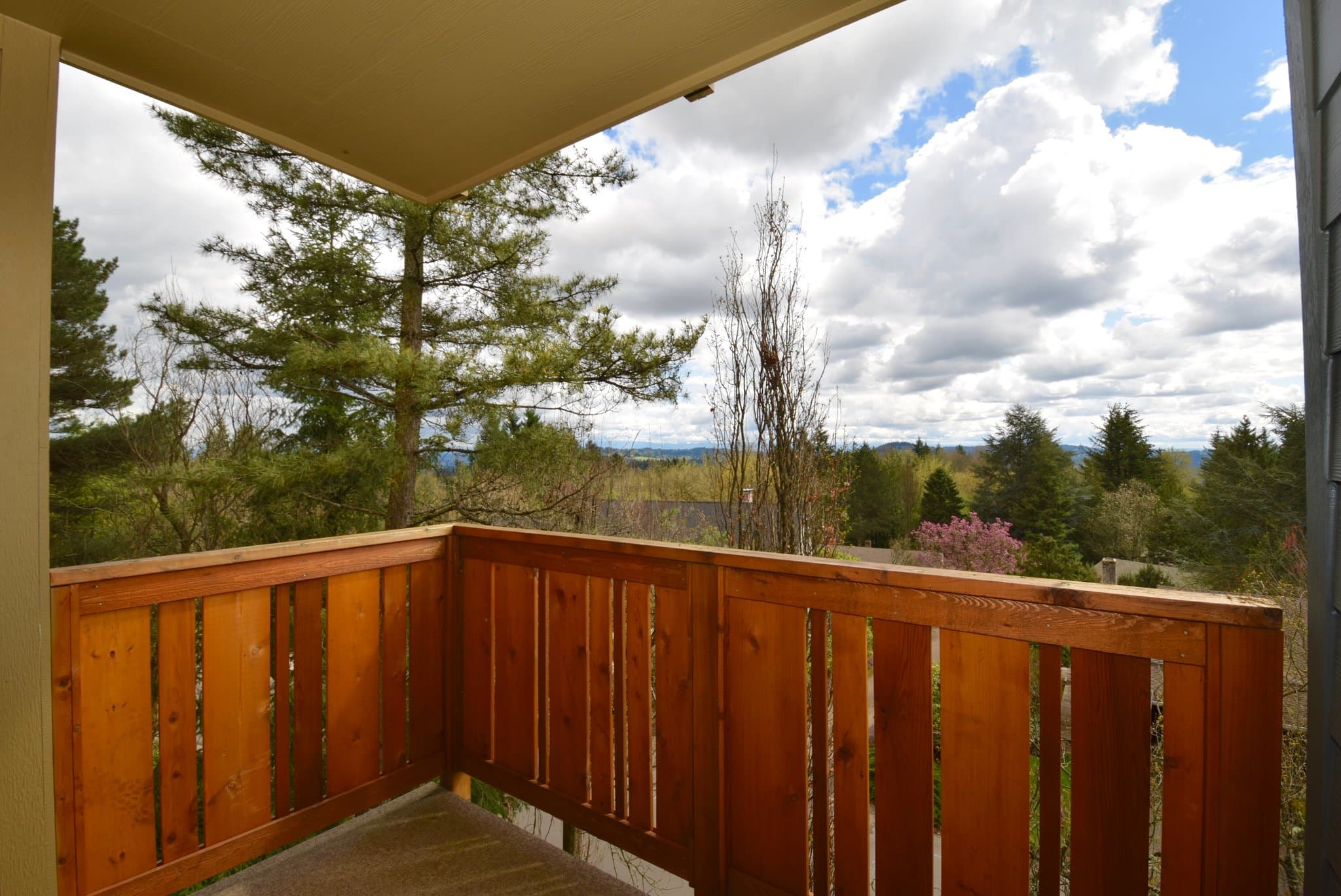 Lake Oswego Apartment: 12375 Mt Jefferson Terrace