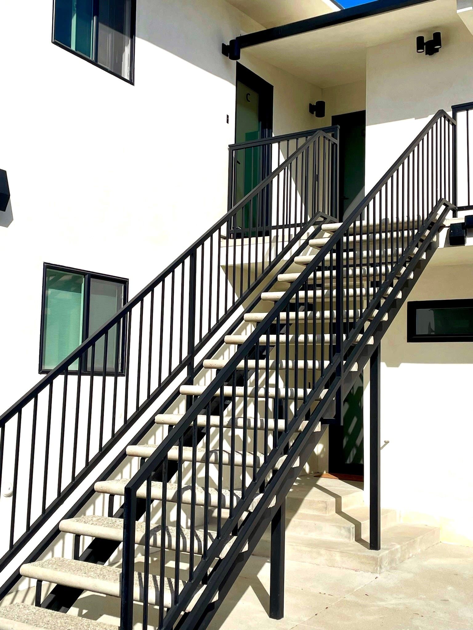 Redondo Beach Apartment: 110 Paseo De La Concha
