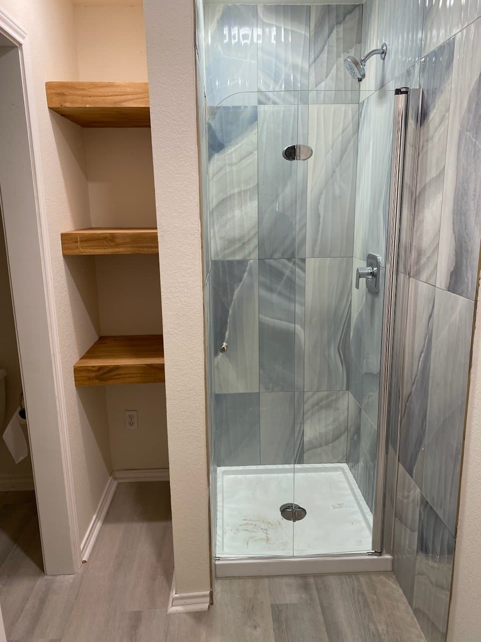 Kyle Single Room: 400 Masonwood Dr