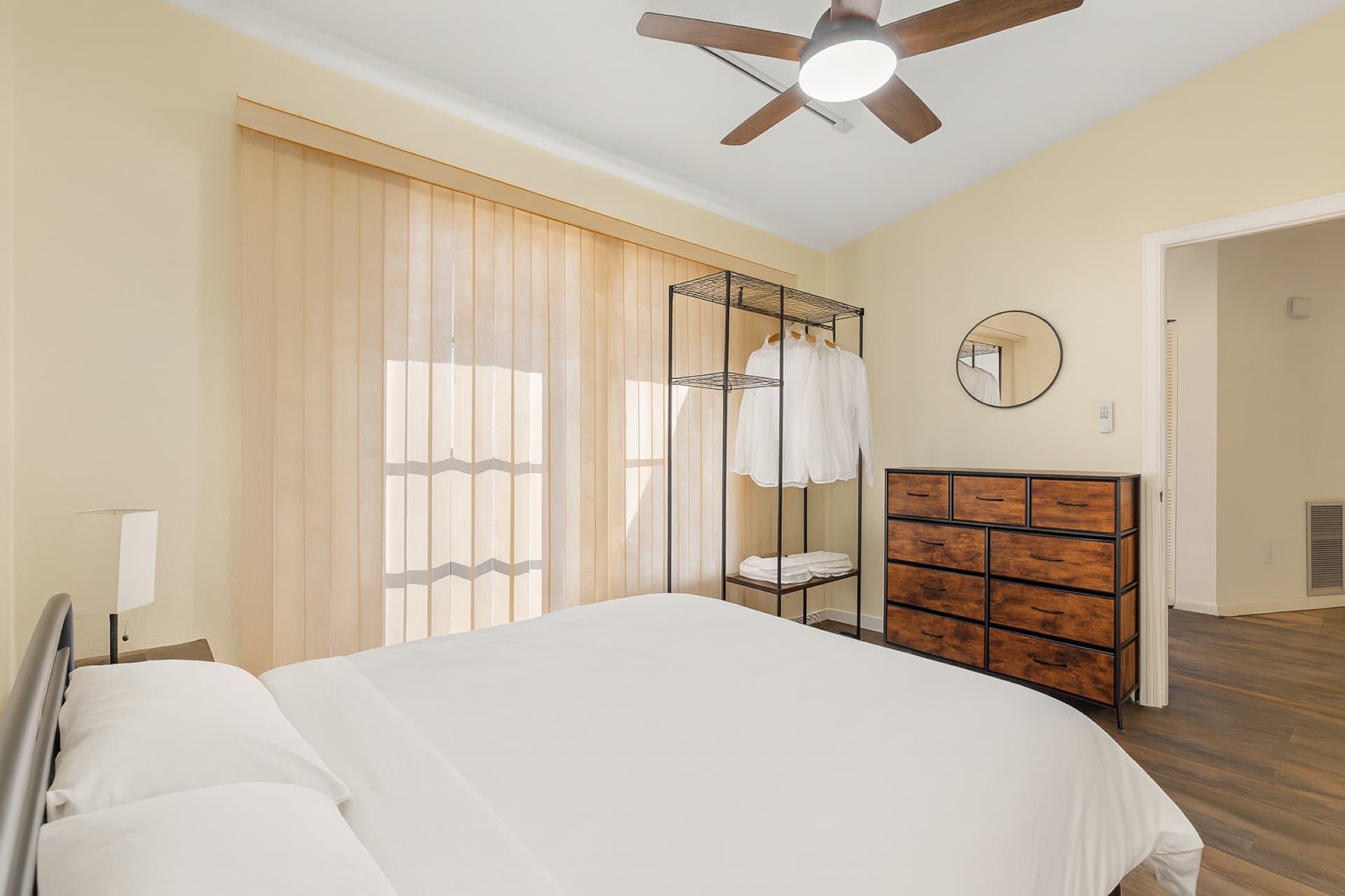 Pt Charlotte Single Room: 19484 Midway Blvd