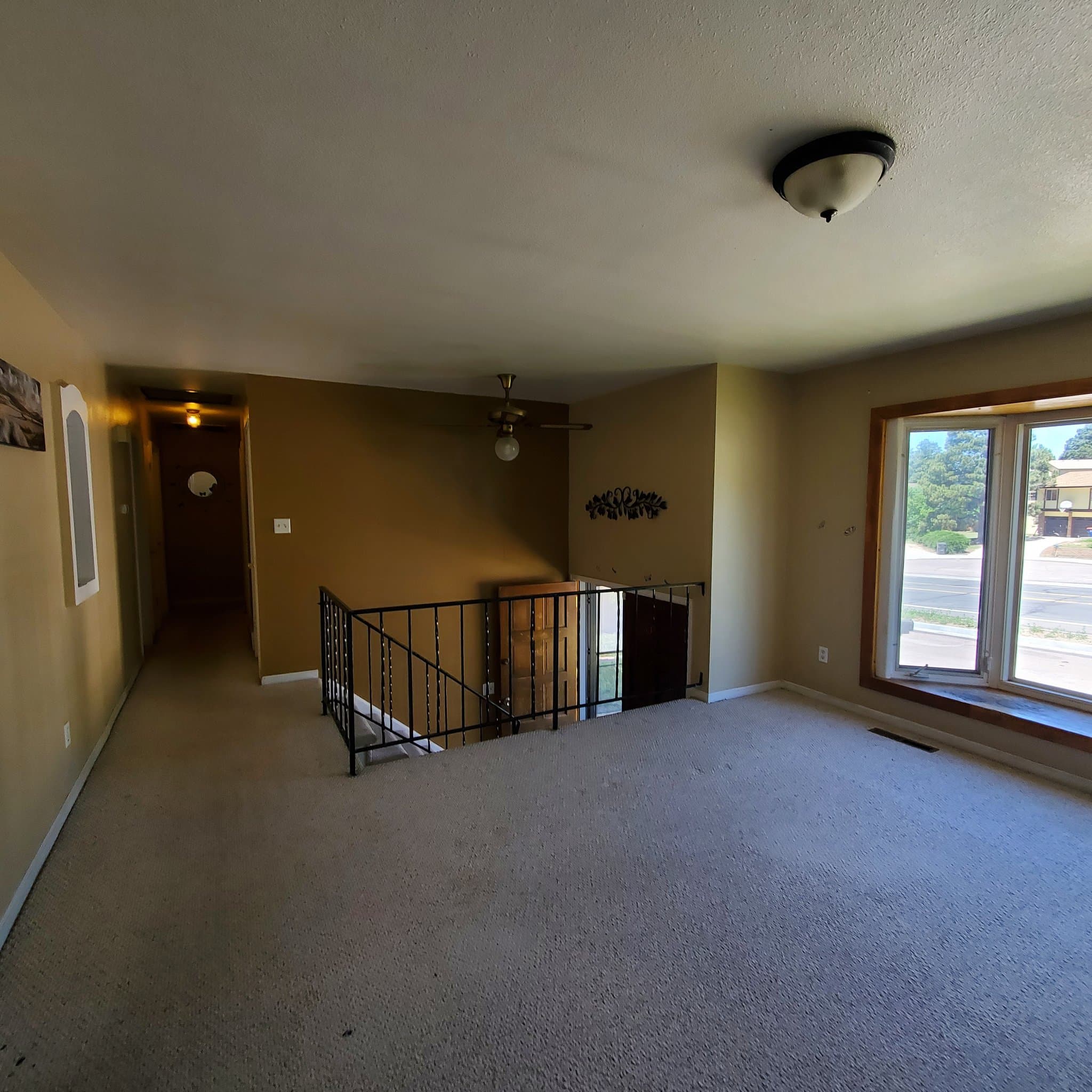 Colorado Springs Single Room: 3135 Vickers Dr