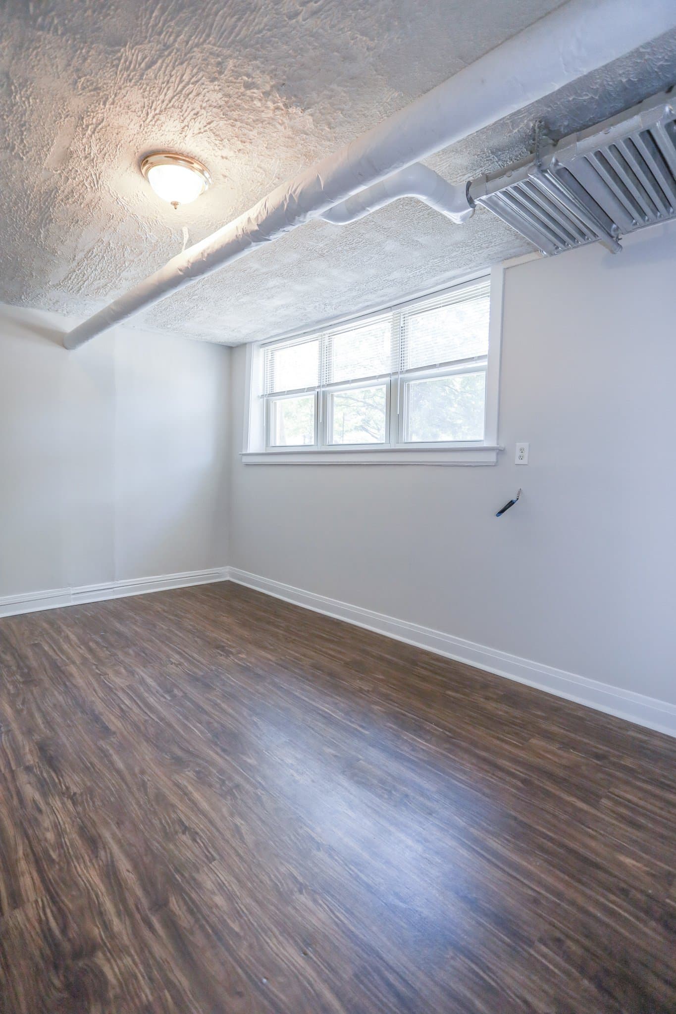 Chicago Apartment: 4649 Manor