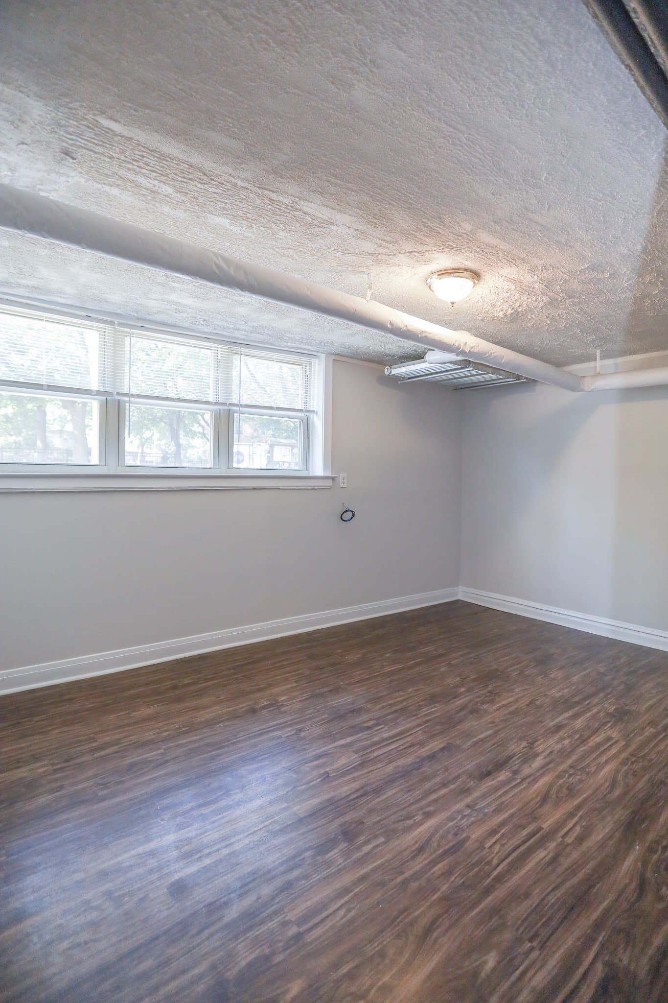Chicago Apartment: 4649 Manor