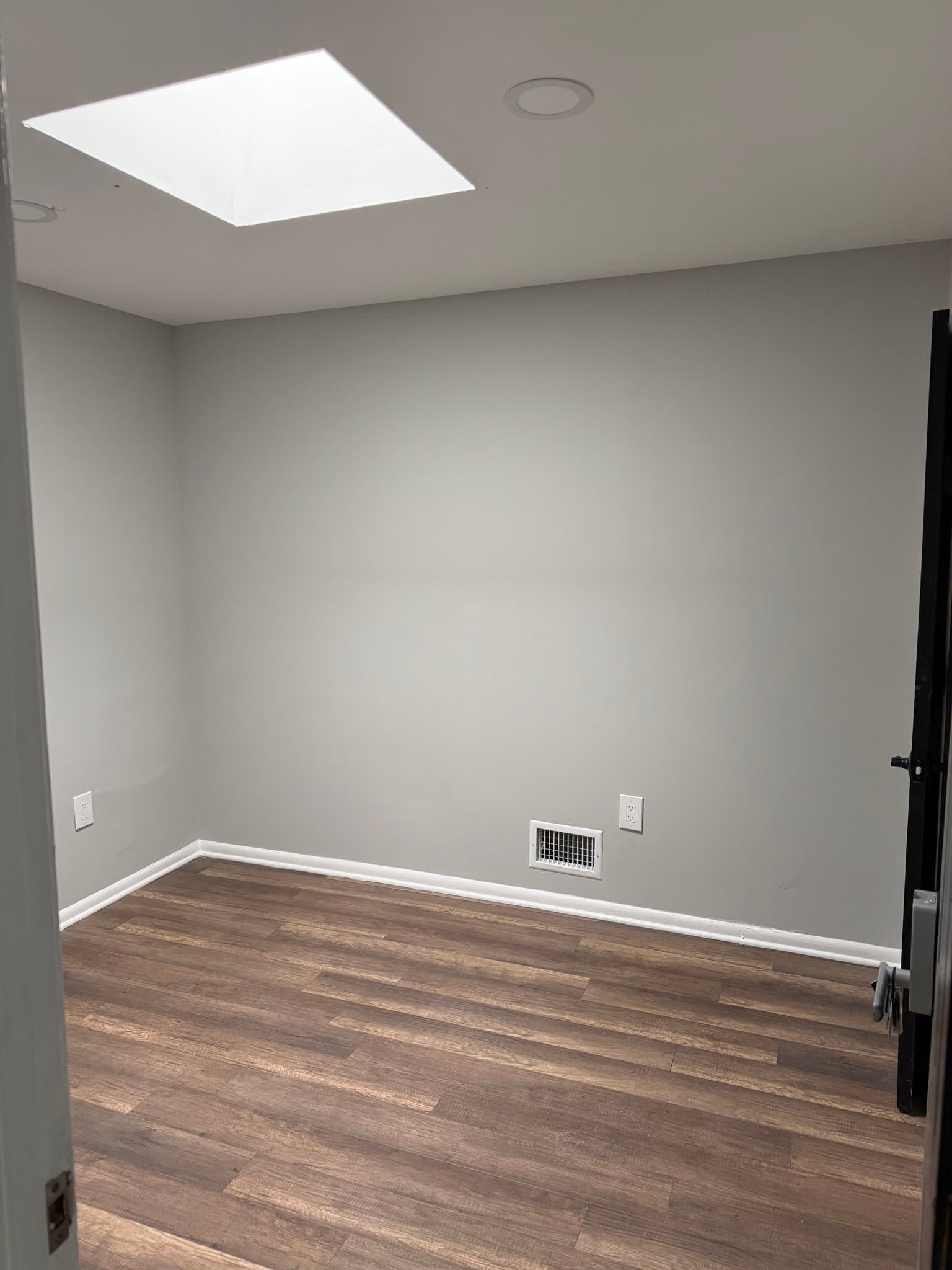 Baltimore Single Room: 3325 East Monument Street