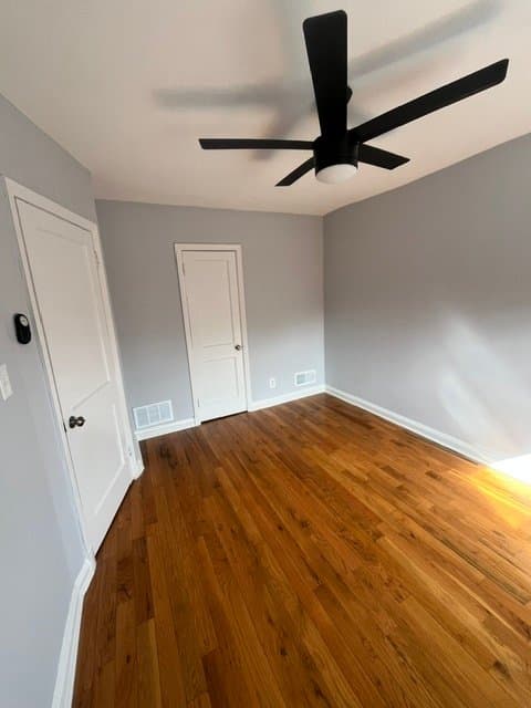 Essex Townhome: 421 Torner Road