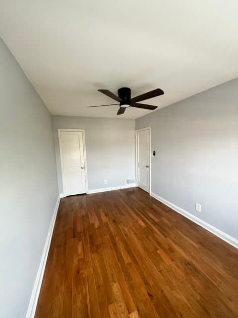 Essex Townhome: 421 Torner Road